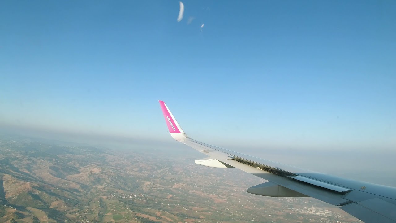 Atterraggio Aeroporto Bologna   4K