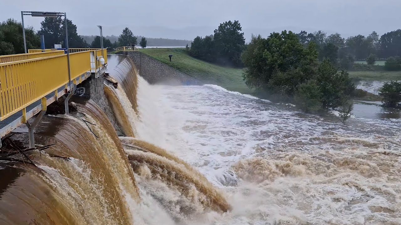 powódź Jelenia Góra, dzień drugi. Kulminacja