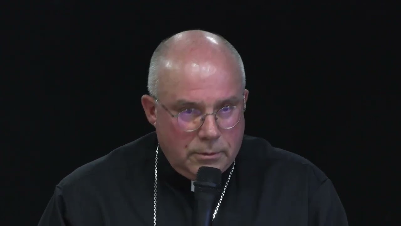 Rencontre des prêtres du diocèse  avec Mgr Philippe Ballot
