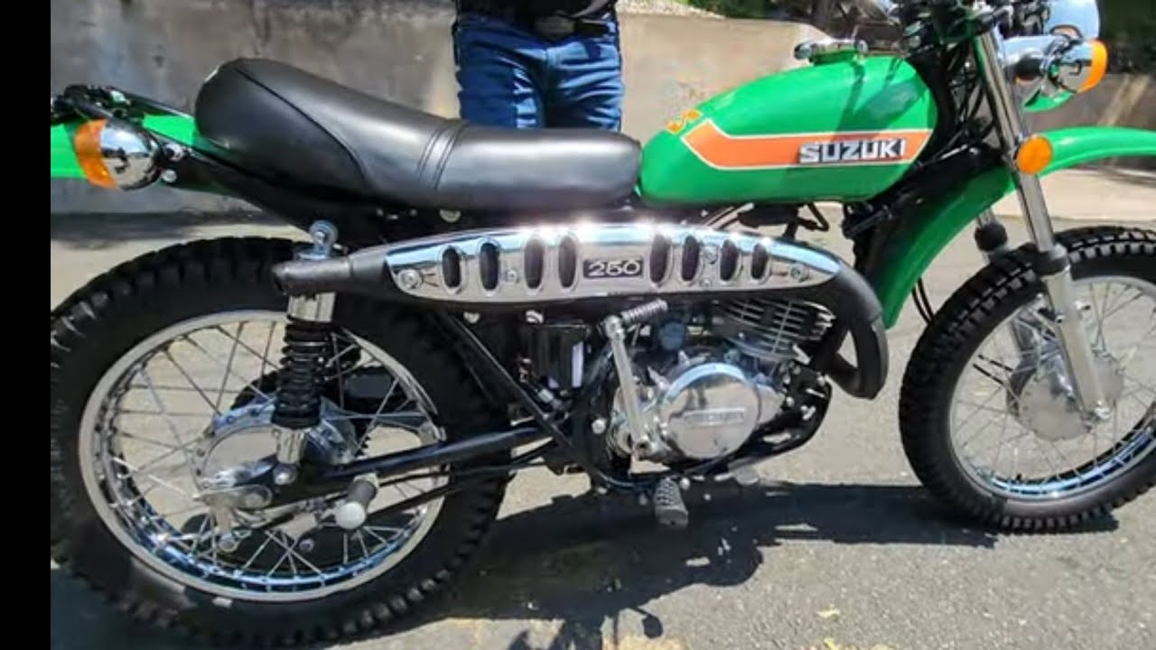 ВОССТАНОВЛЕН ДО НОВОГО SUZUKI TS250K SAVAGE 1973 ГОДА