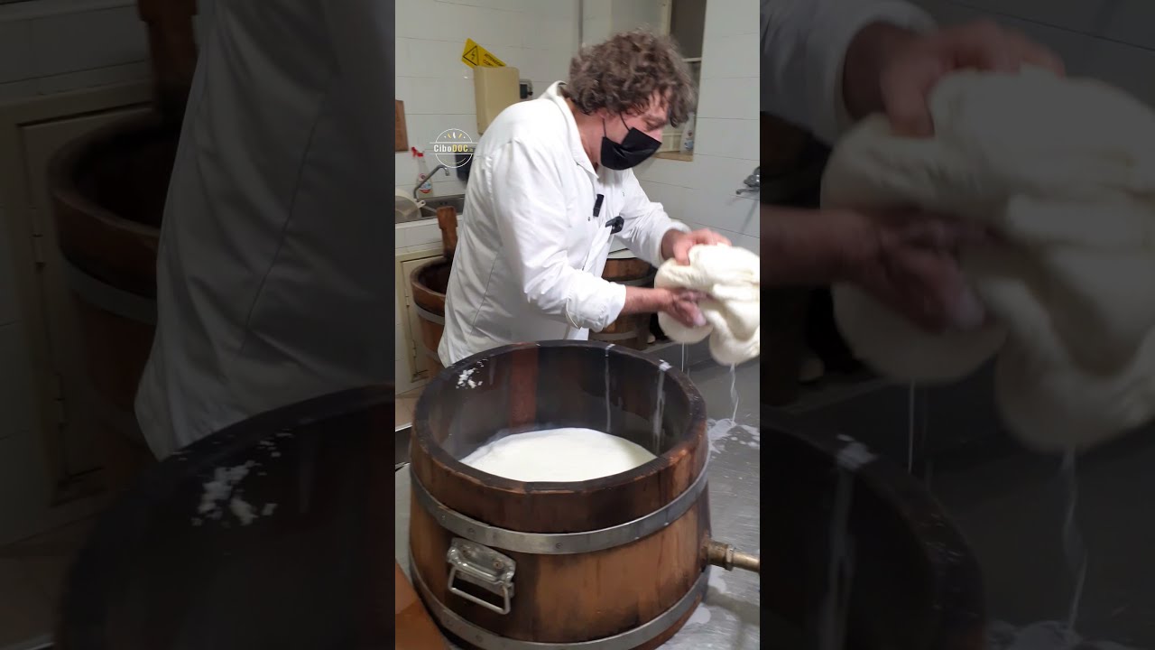 Un formaggio DOP di latte di pecora a pasta filata, a Vastedda