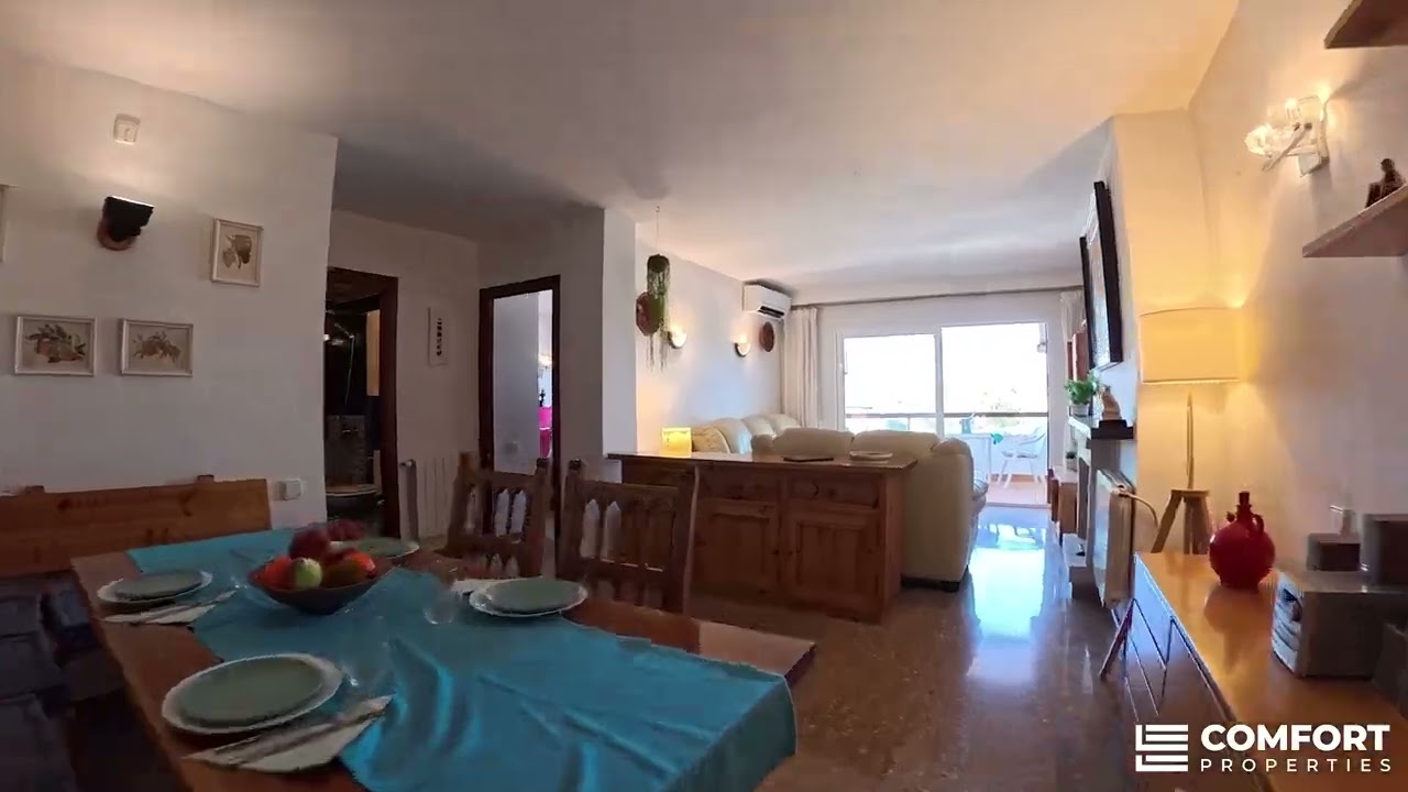 Exclusive flat for sale in first sea line with natural light in Alcudia, Mallorca.
