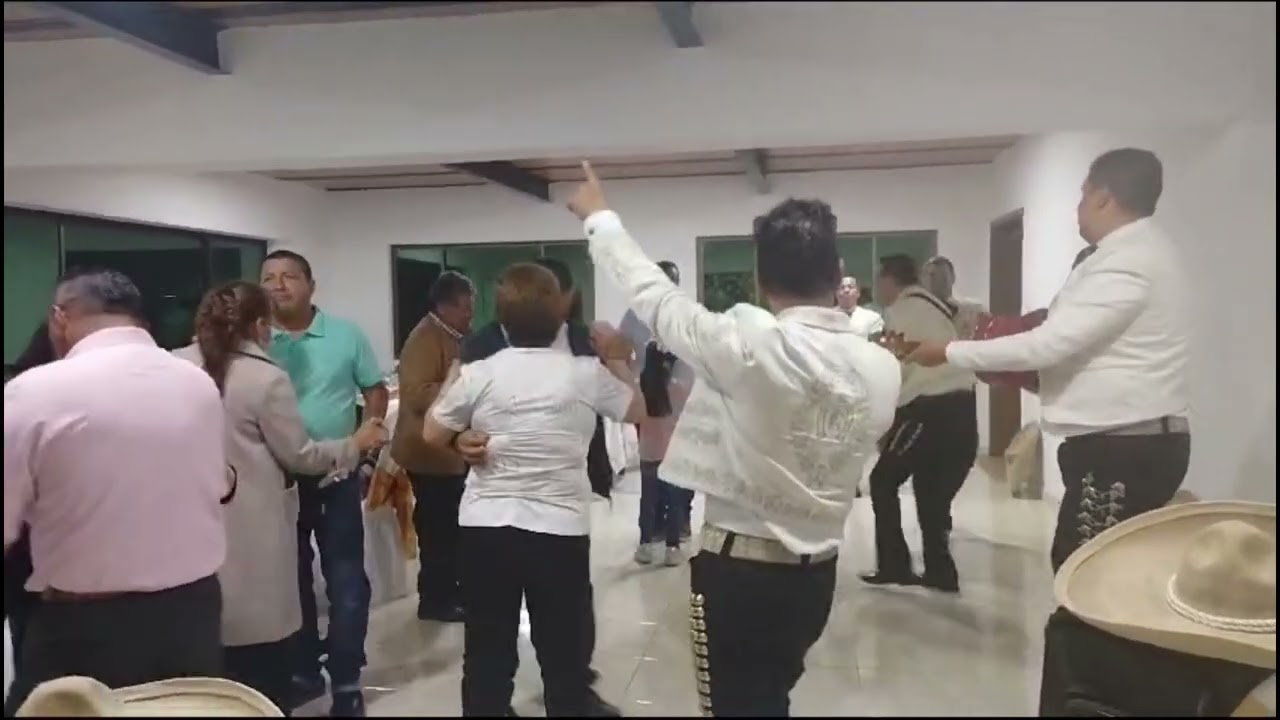MARIACHIS ALEGRES | GUSTAVO DEL MAR Y SU MARIACHI | WHATSAPP: 3118284067 | MARIACHIS EN SOACHA