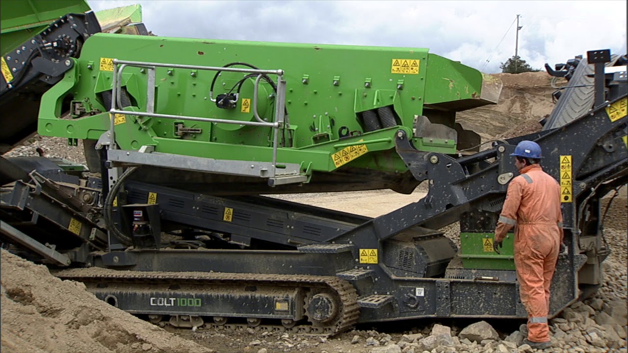 EvoQuip Colt 1000 Scalping Screen Sand & Gravel Application