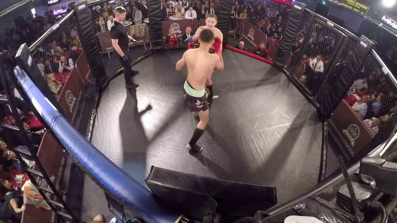 KENT | ULTRA MMA | GYALJEN TAMANG VS CAMERON CLEAVER