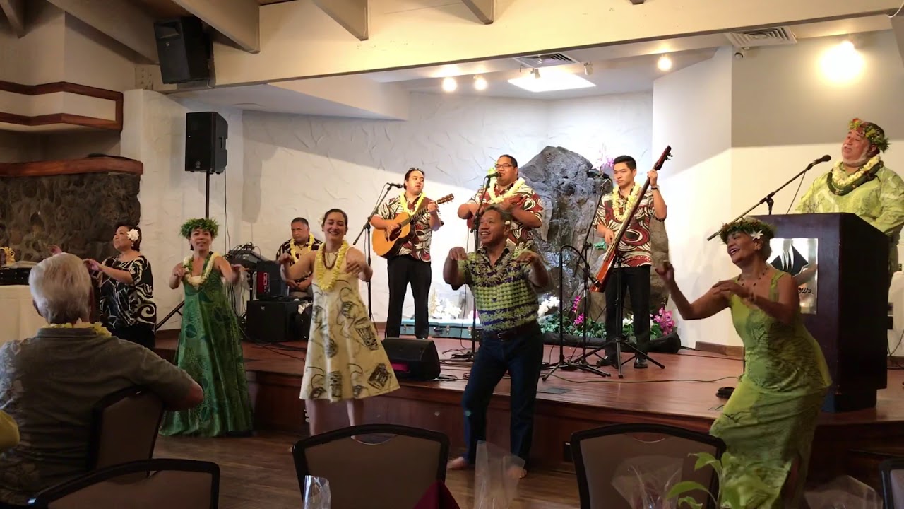 HE NANI O MANOA sung by Keauhou