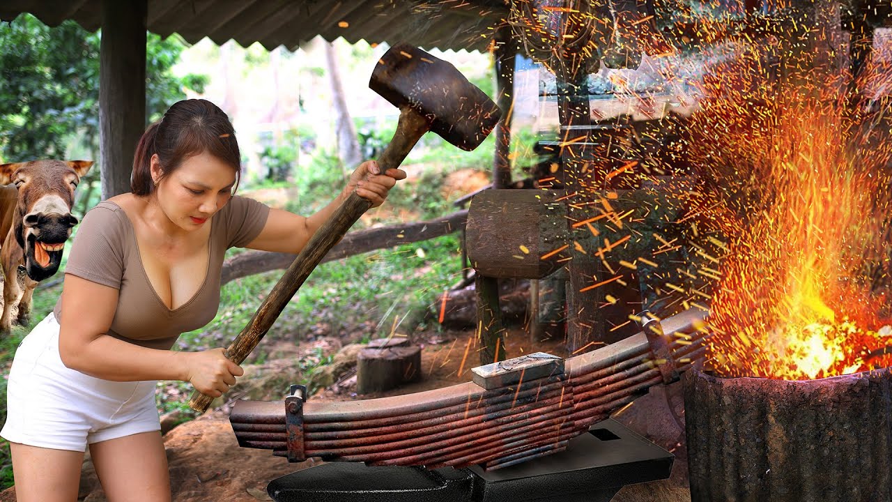 Surprise! Genius girl forged the sharpest knife as a gift for a poor ethnic woman DIY