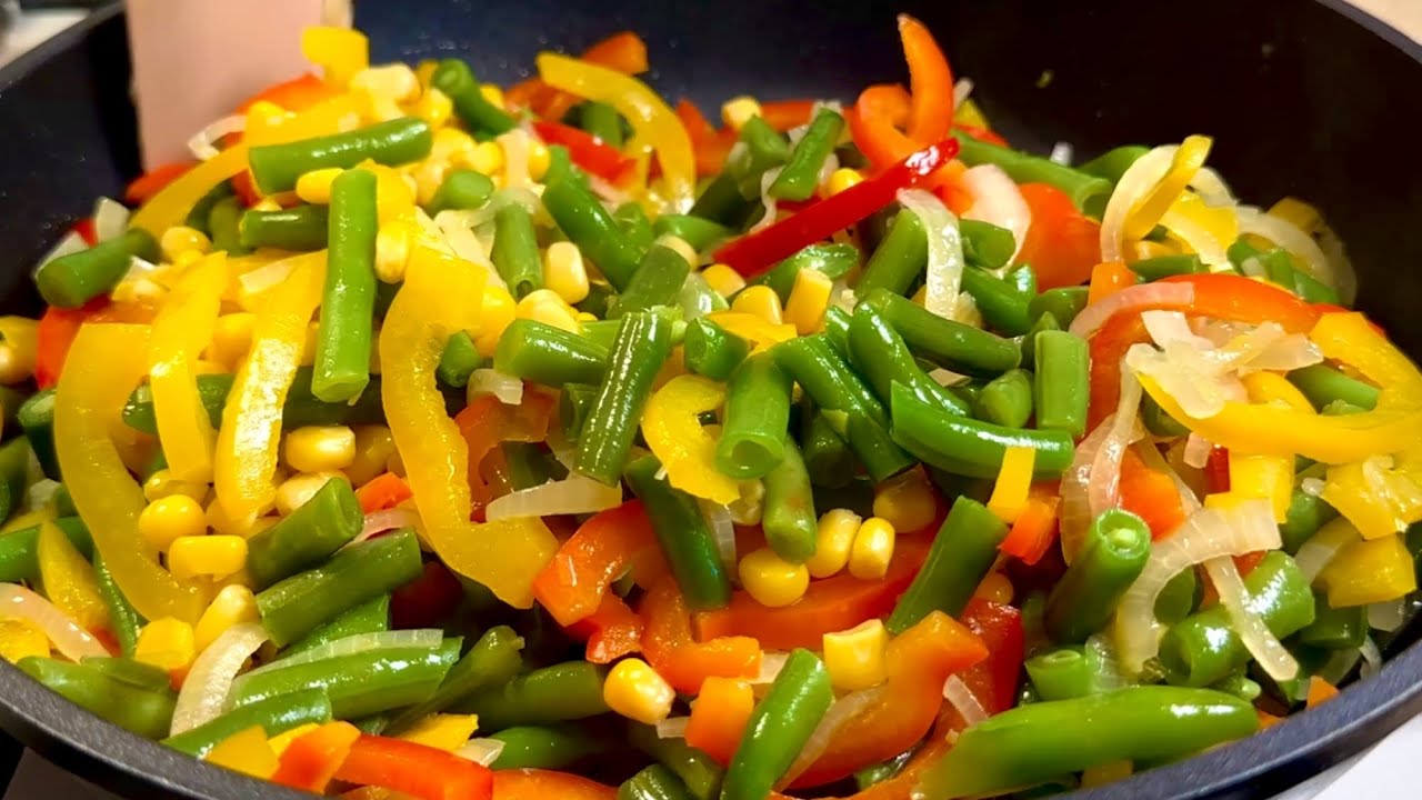 😋 Теплый салат из зеленой фасоли! Это настолько вкусно, что вам захочется готовить это снова и снова