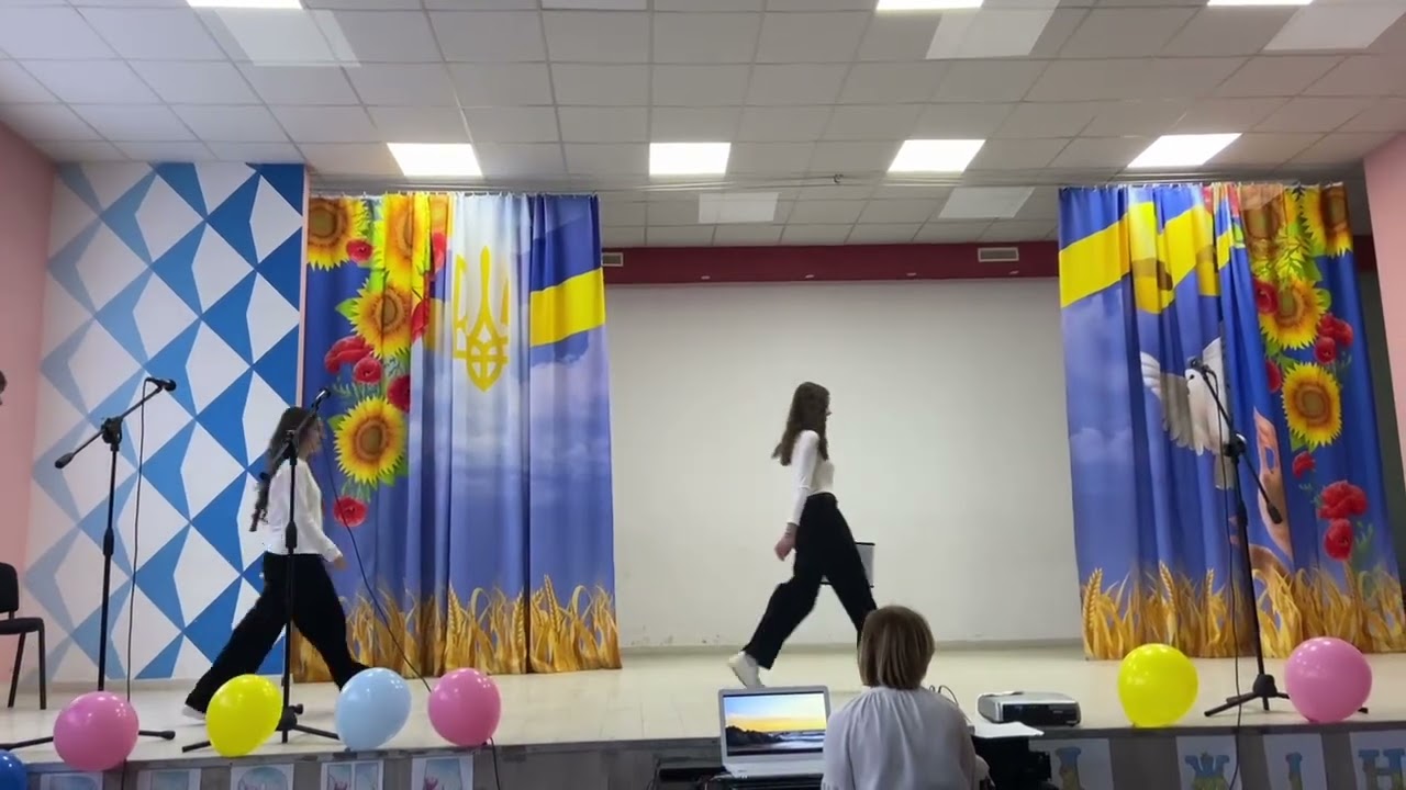 Виступ учнів 9-В класу Млинівського ліцею №2