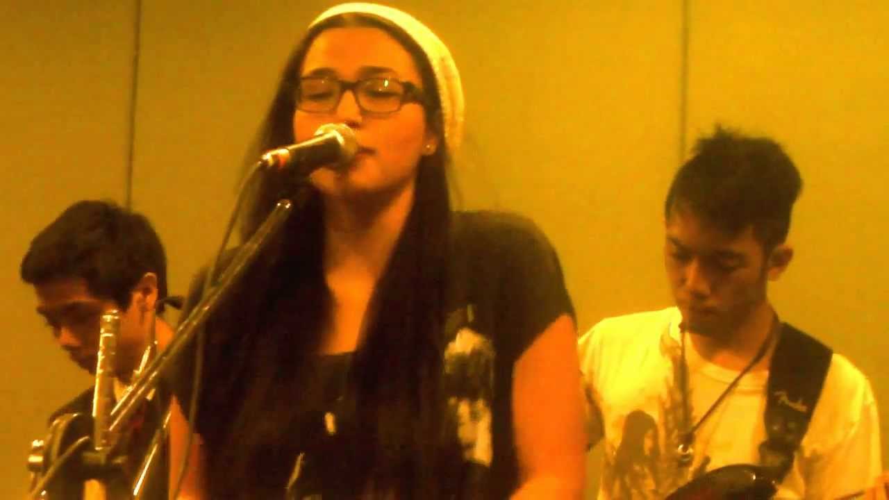 Zia Quizon - Just Friends (Live at the RX Concert Series)