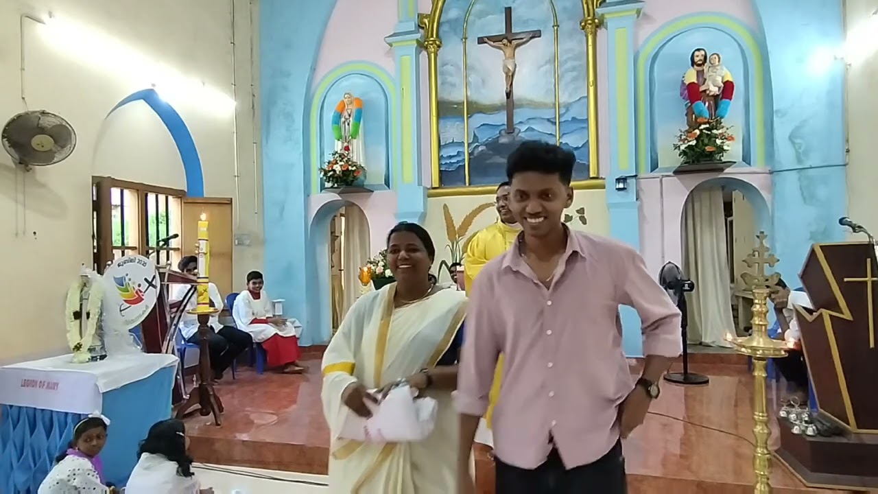 Mother's day അമ്മമാർക്ക് സ്നേഹസമ്മാനം നൽകുന്ന മക്കൾ
