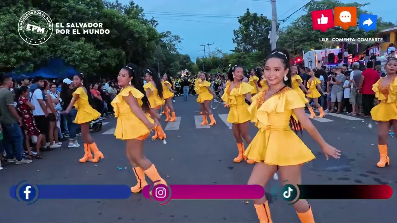 Bellas y Talentosas Cachiporristas en Desfile Acajutla Sonsonate