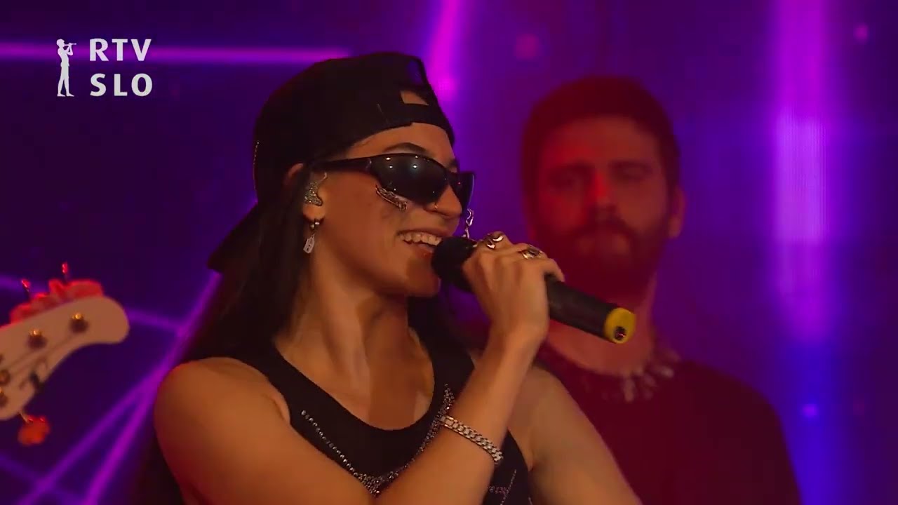 Masayah - Cigaret (Live from Cvetličarna)