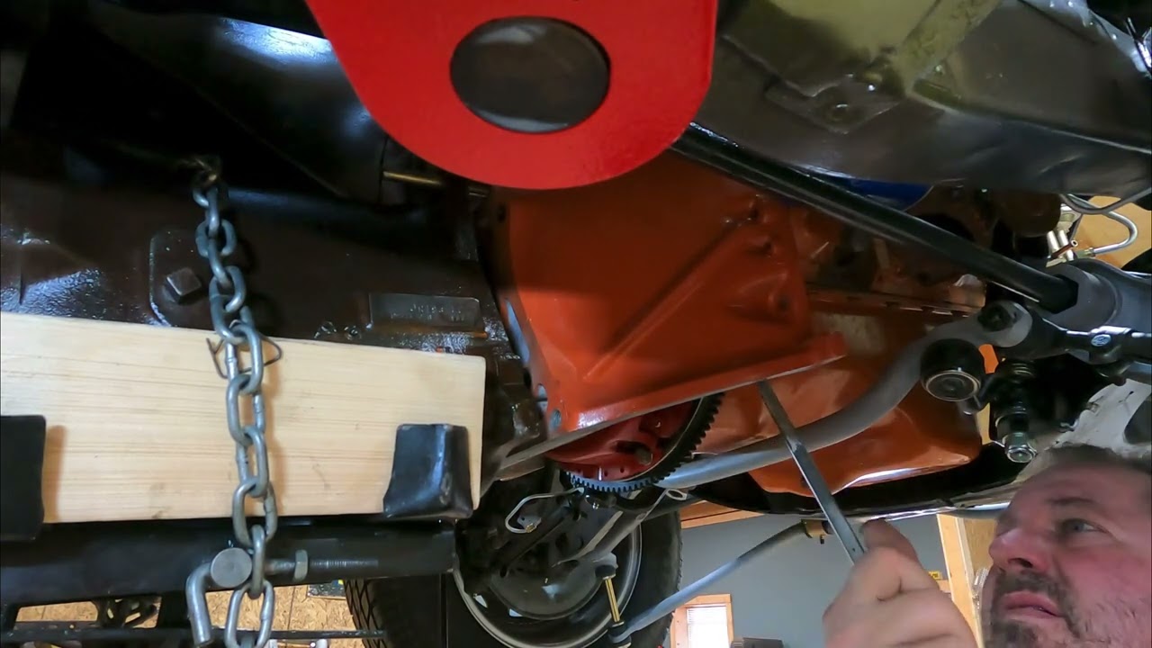 Установка 4-ступенчатой ​​механической коробки передач (Chrysler 833)