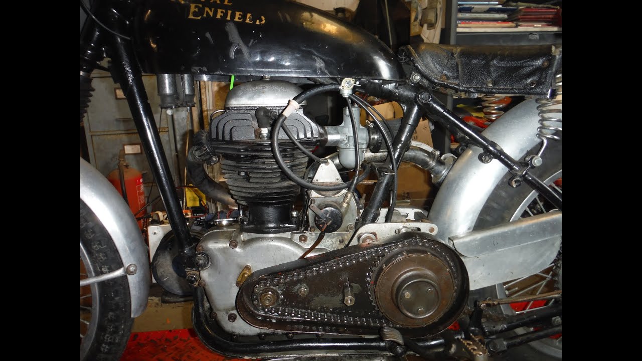 Royal Enfield Model G drive side engine oil leak fix and clutch operation improvements discussed.