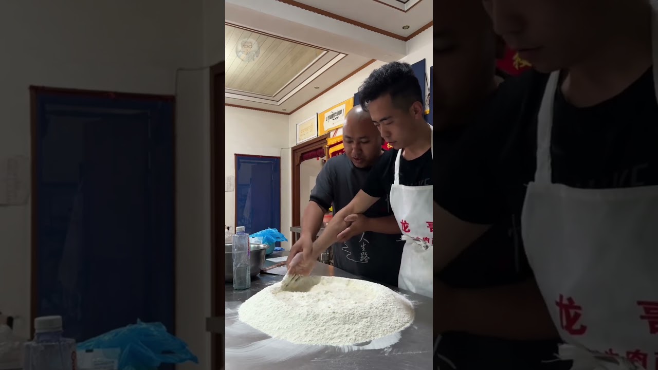 This Is How You Make Noodles & Spaghetti Dough! 🍝🔥