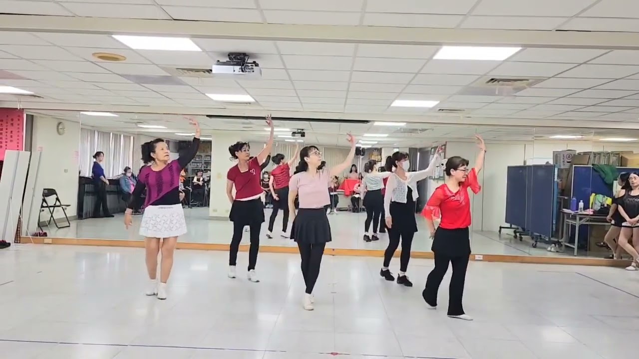 天際（現代舞）洋瀾-演唱#文玲老師自編于綜合舞蹈班分組