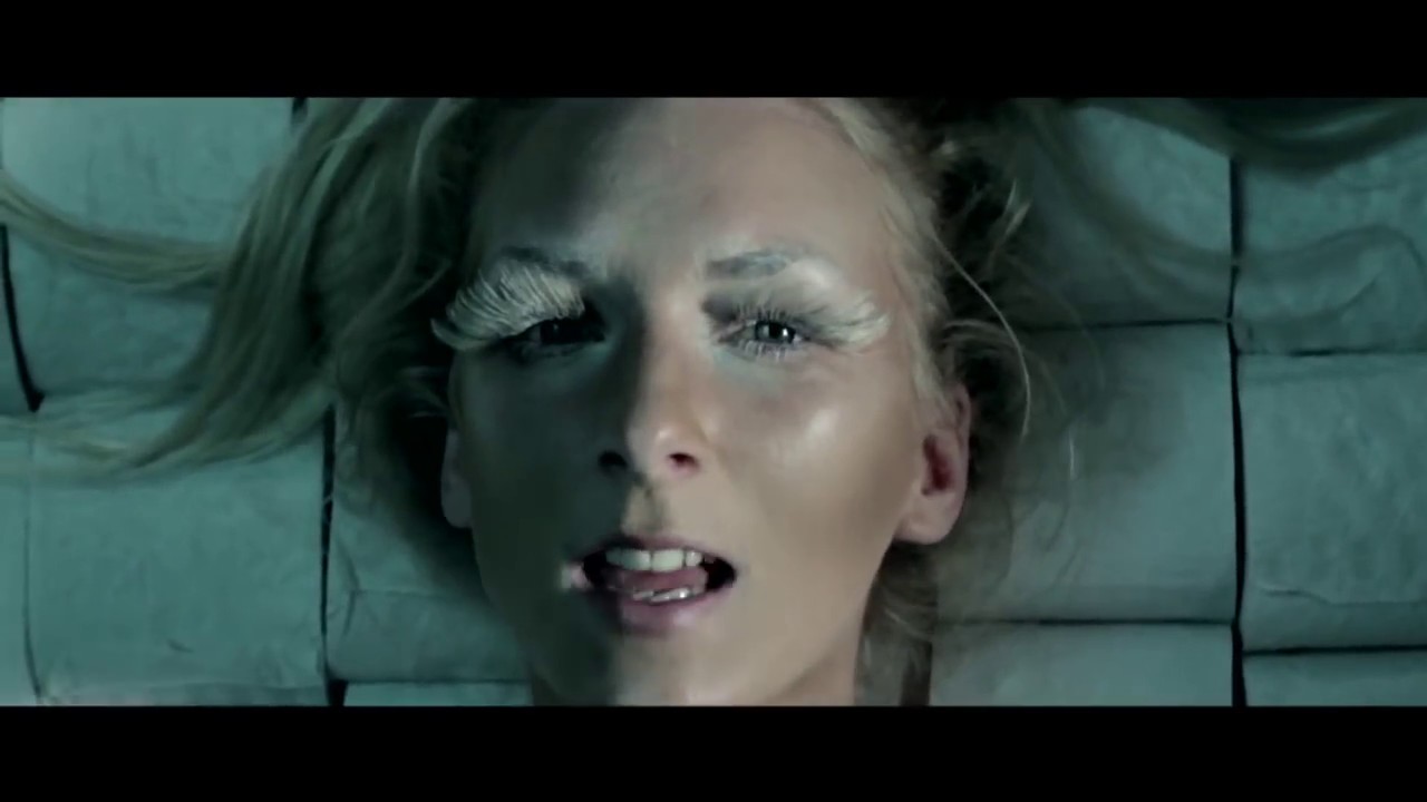 iamamiwhoami; clump