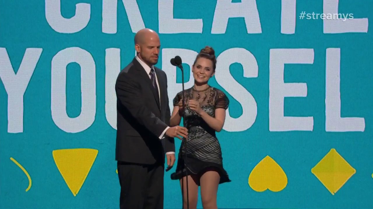 Rosanna Pansino & EpicLLOYD Announce Previous Winners - Streamy Awards 2017