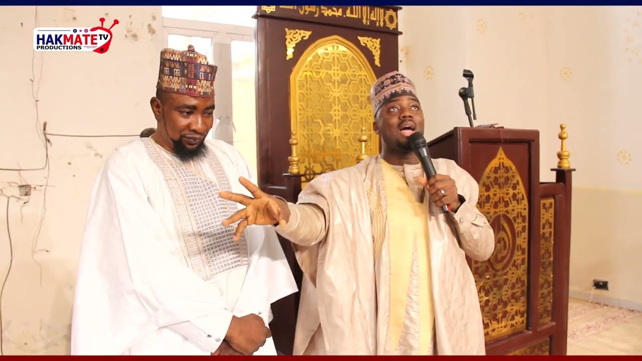 Sheikh Amiolohun Gives Mosque Workers Almost N5M in cash Gift