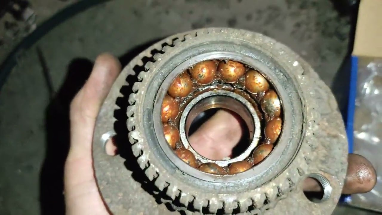 гул в салоне при движении, замена заднего ступичного подшипника гольф 4