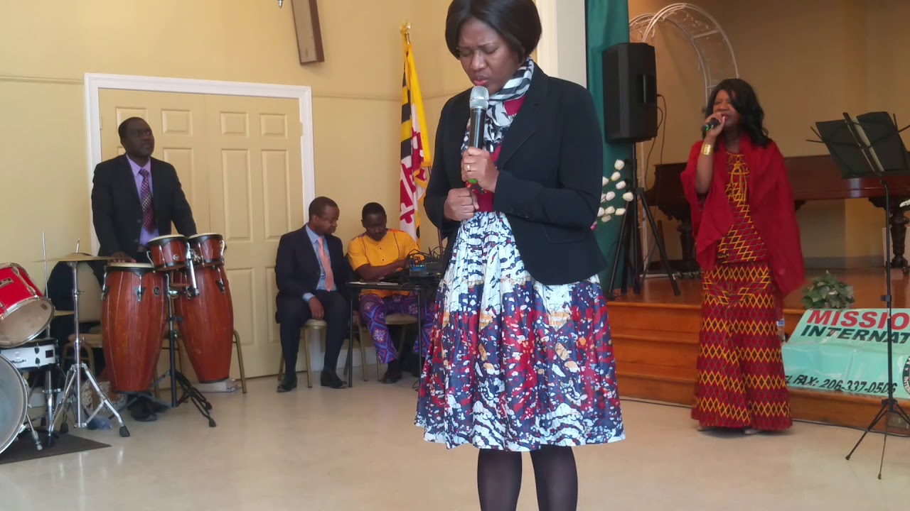 01 Prières d'intro   Soeur Amandine   MFCI Church   Culte du 17 Dec 2017