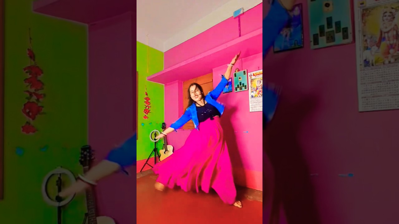 Pyaar Me Dil De Diya hai 🥰🥰💐💐🤣#song #shortsvideo