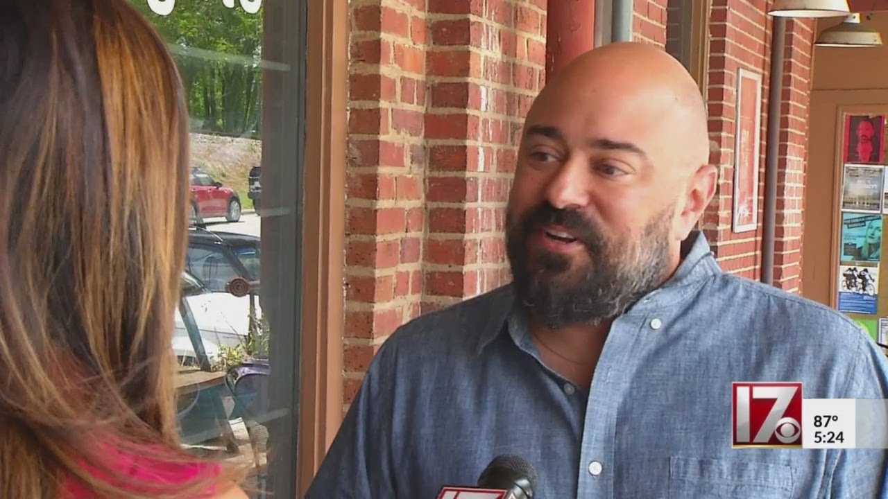 New owner of Lilly's Pizza in Durham is a sex offender; community members call for boycott