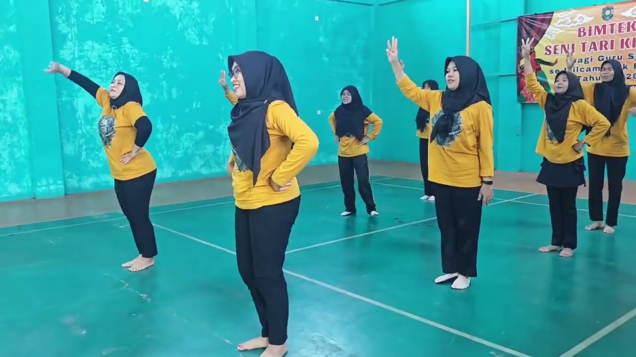 Juara 1 Tari Angon Angenan gugus Diponegoro Kecamatan Kemiri Kabupaten Purworejo 