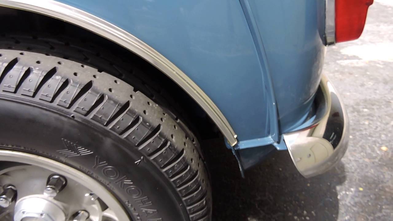 1960 Morris-Mini Saloon Walk Around