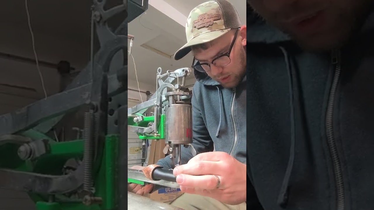 Sewing 24oz of leather on the china Shoe Patcher!! Making a Thick knife sheath