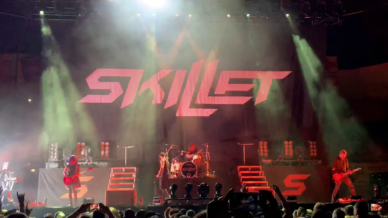 Skillet Dead Man Walking Live Saginaw Michigan