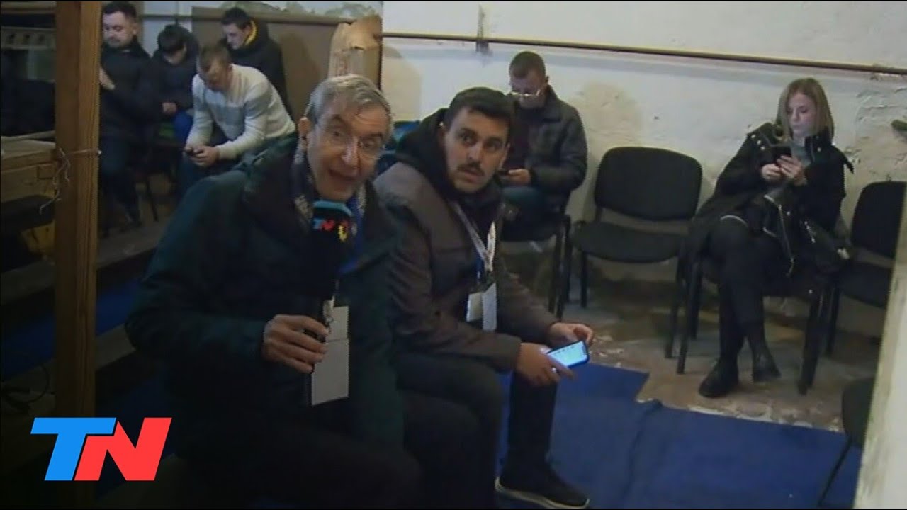 TN EN UCRANIA | Suenen alarmas y Nelson Castro y el equipo de TN se refugian en un búnker de Rivne