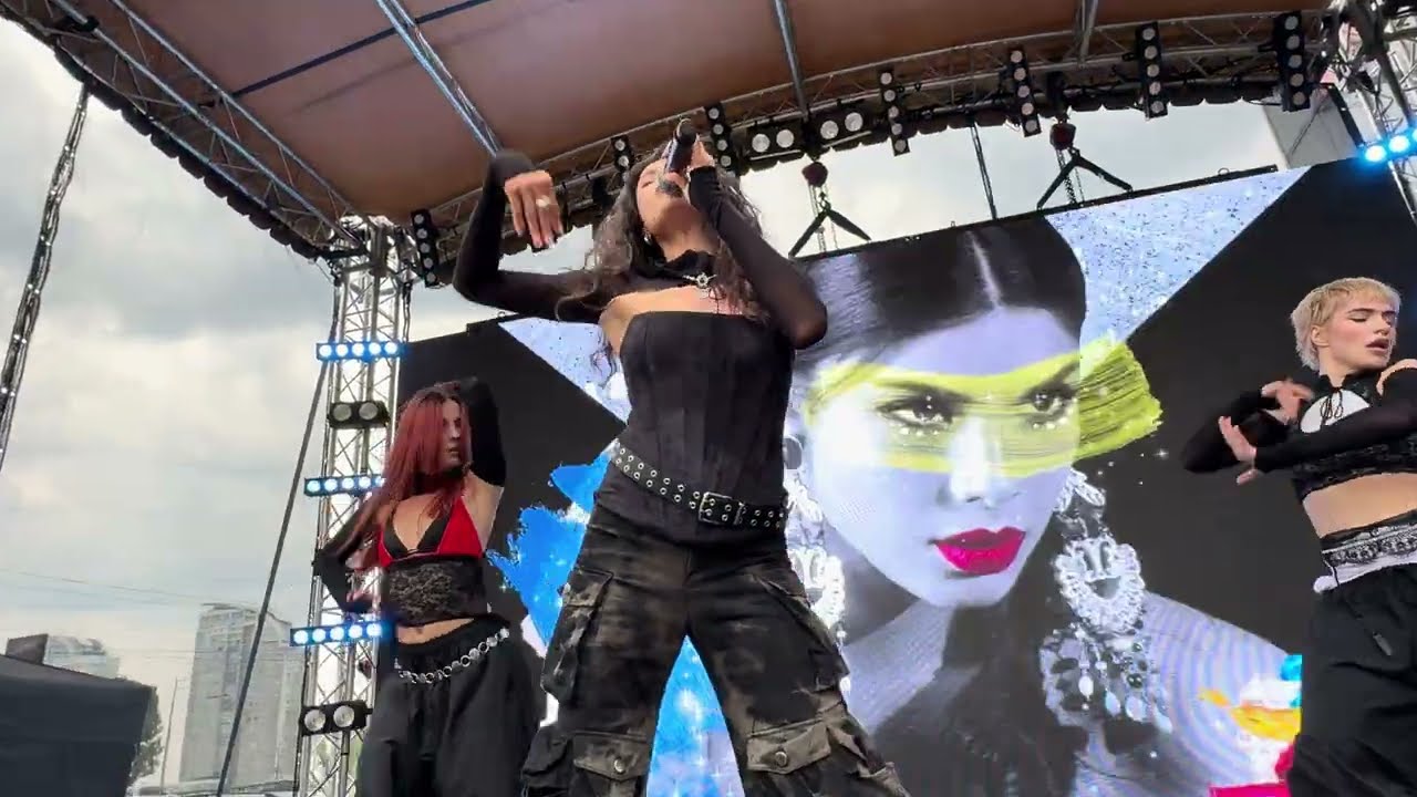 2. Michelle Andrade - Квіткове Тренування - 25 05 25 - Blockbuster Mall - Kyiv