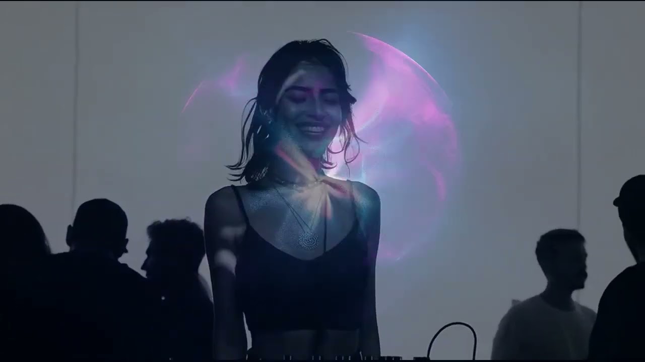 Russian EDM Starlight Pulse ✨ Melodic Love Beats & Emotional Energy