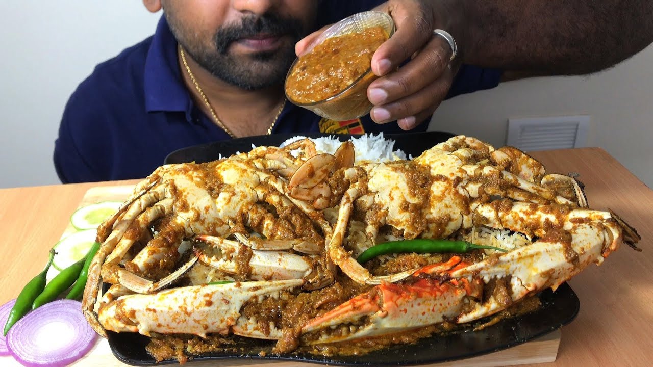 Eating Big Crab Masala with Basmati Rice #crab #crablegs #crabeating