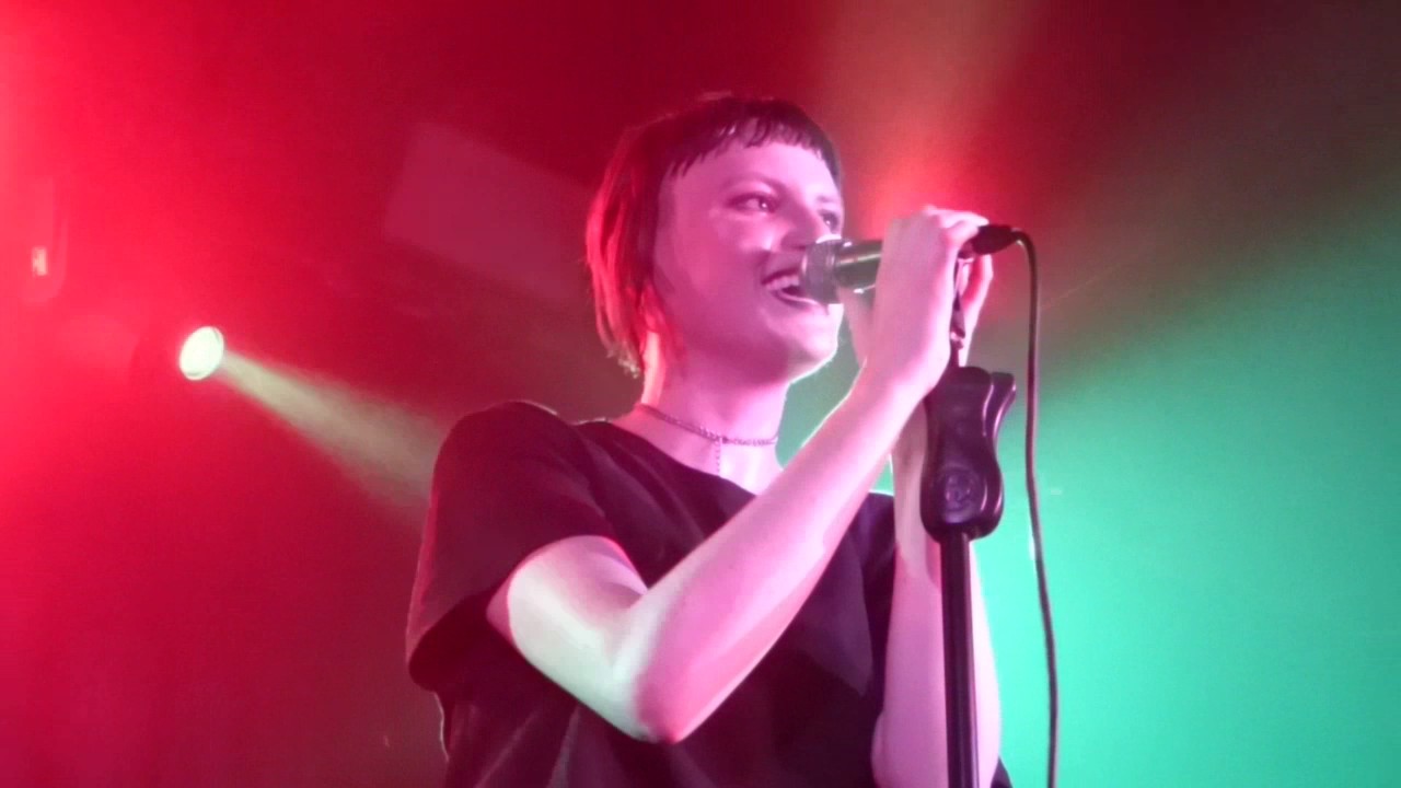 MUNA - Bring Me To Life (Evanescence Cover) (HD) - Hoxton Square Bar & Kitchen - 28.03.17