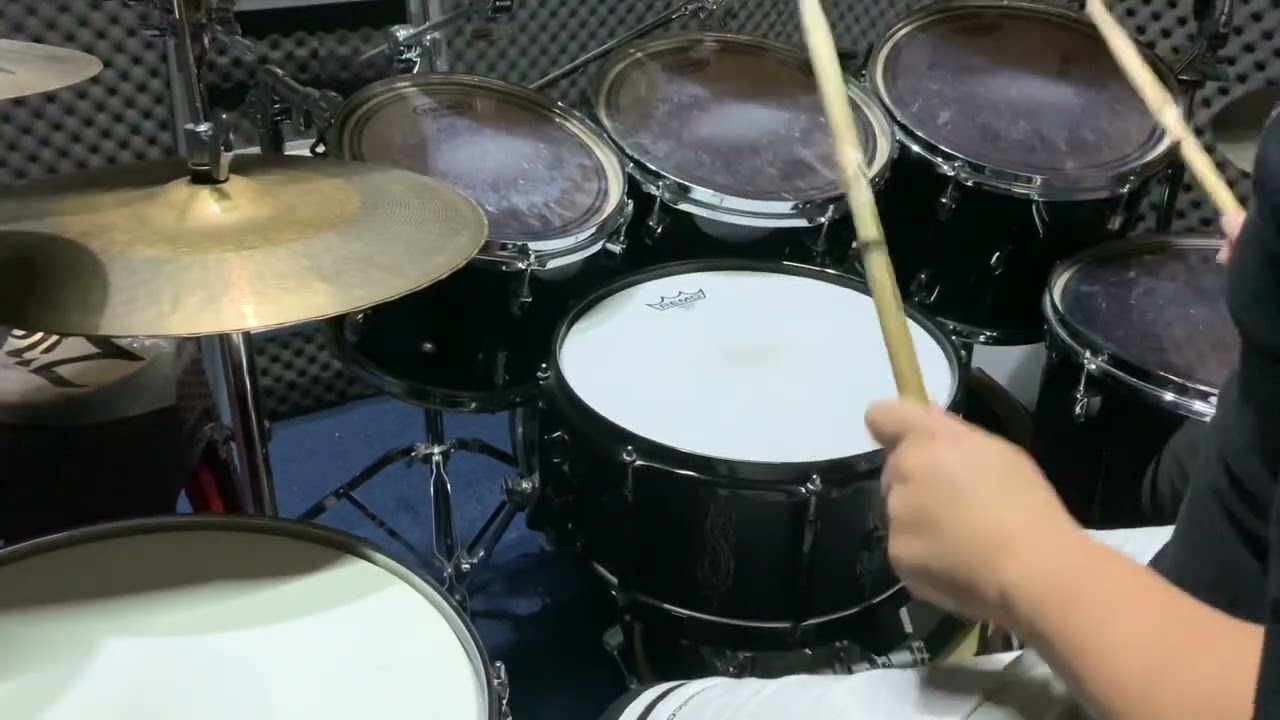Sound Test Pearl Joey Jordison Signature Snare 13 x 6,5 inch with Remo Emperor Coated