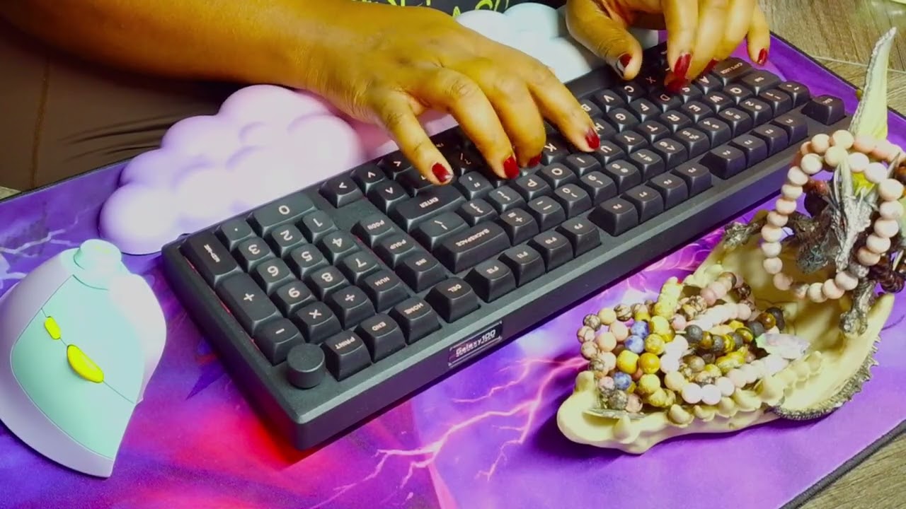 Dragon Den ASMR Typing #29   Relaxing  ASMR typing with no talking   Epomaker Galaxy 100