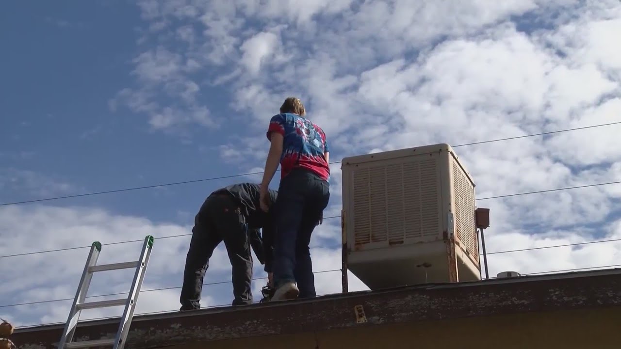 City of Albuquerque, volunteers team up to help seniors prepare homes for winter