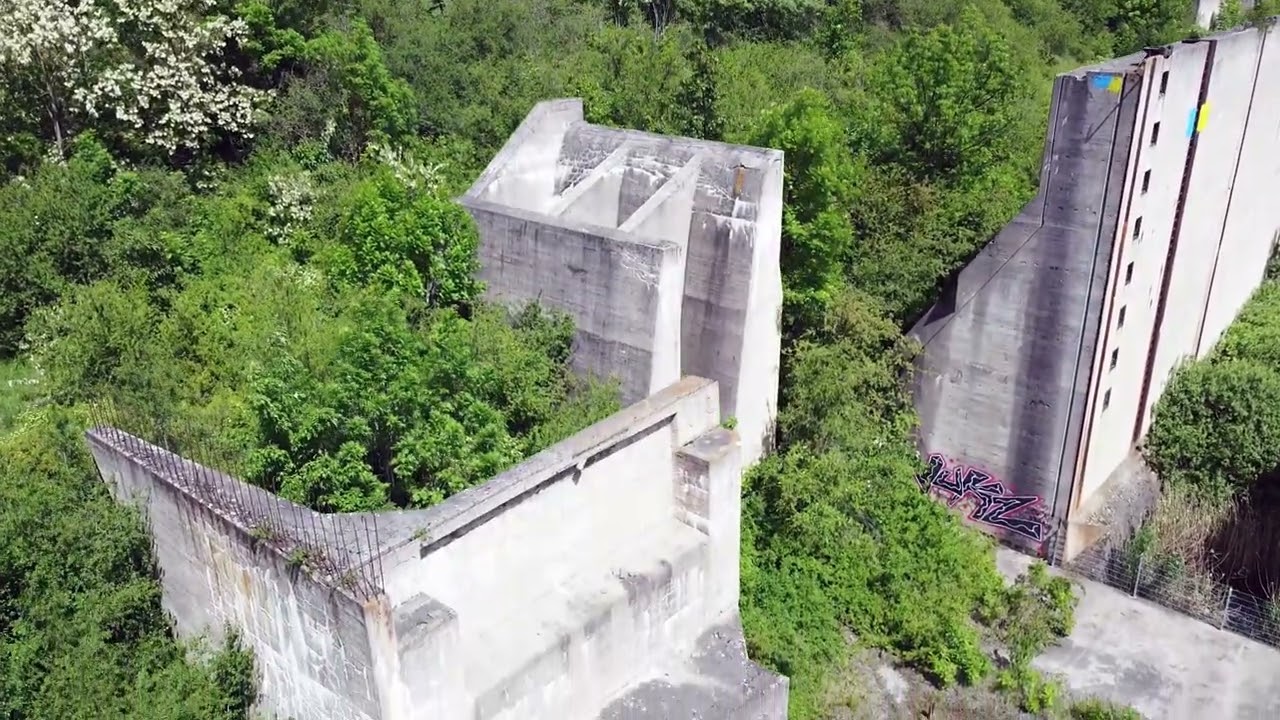 Vom Aussichtsturm Rassnitzer See - zur Schleusenruine Wüsteneutzsch