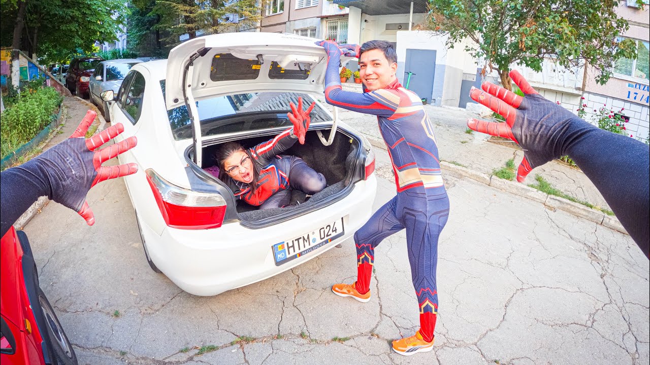 SPIDER-MAN TWINS PUTS SPIDER MOM IN THE TRUNK NEW PRANK 