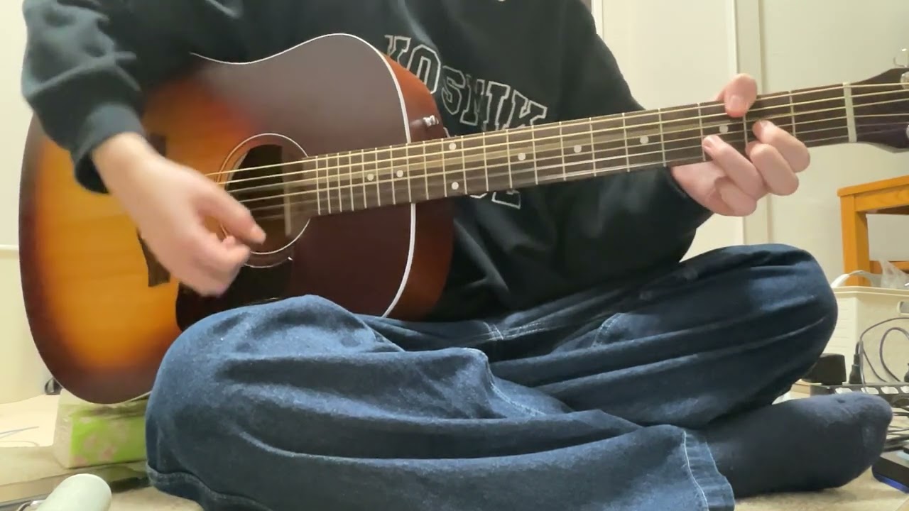 ミーコとギター　スピッツ　弾き語りcover