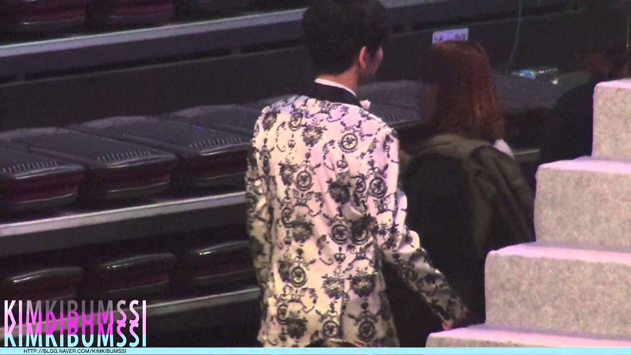 [HD fancam] 140123 THE 23rd HIGH1 SEOUL MUSIC AWARDS - SHINee table 1