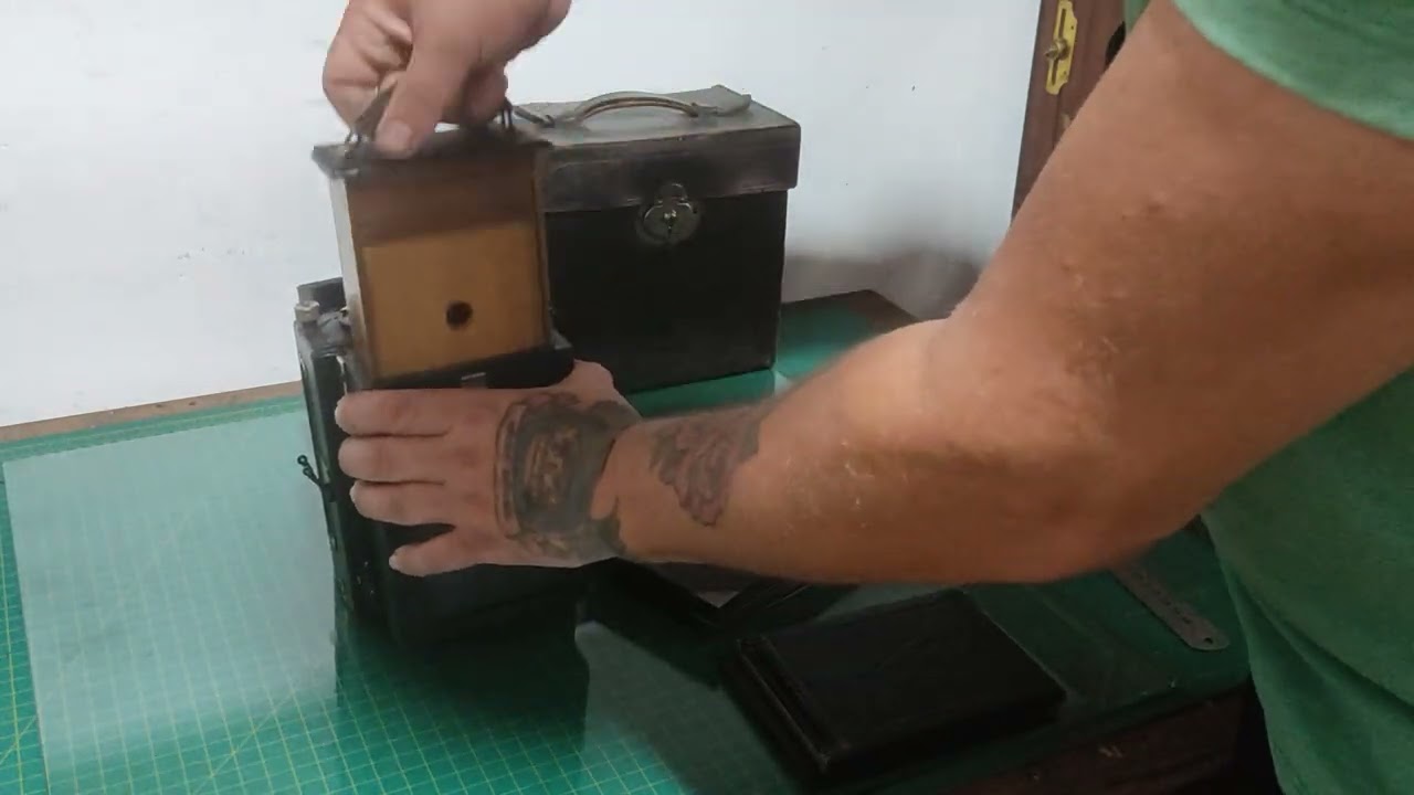 Contessa Nettel deckrullo tropical 9x12