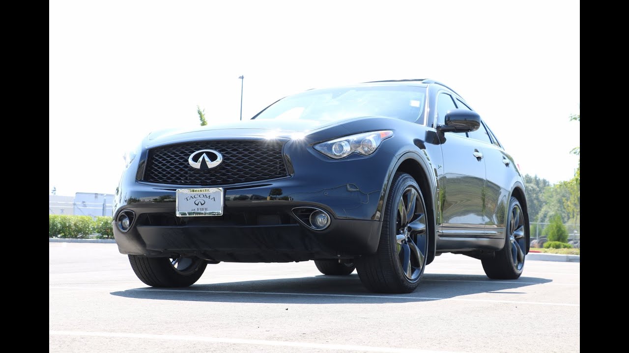 2017 INFINITI QX70 With Sport and Tech Package