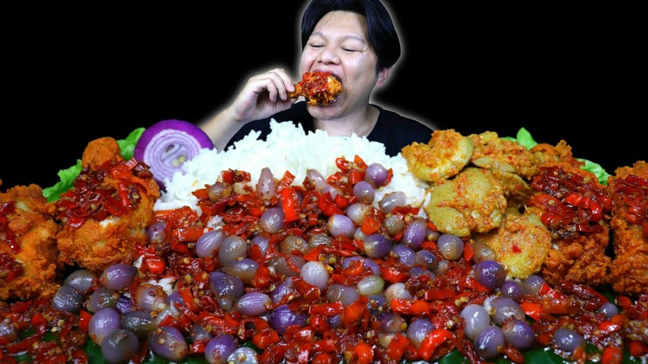 UENAK TERNYATA!! SAMBAL TERASI BAWANG AYAM GEPREK RENDANG JENGKOL LALAP BAWANG MENTAH || MUKBANG