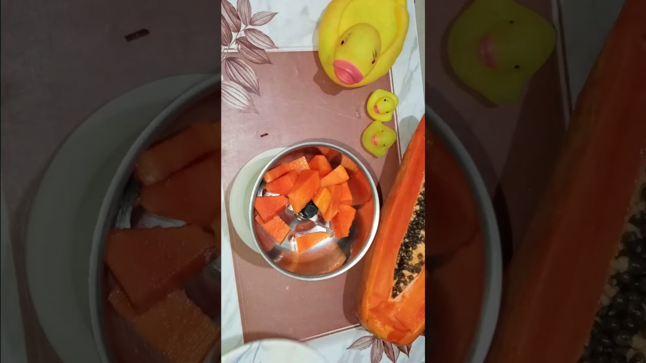 papaya fruit puree for 6 to 7 month baby #ytshorts #babycare #parenting