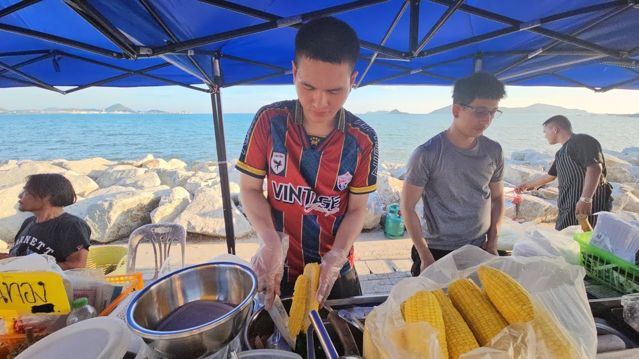 สองพี่น้องทหารเรือสุดขยัน! ขายดีทั้งสองร้านทำกันไม่หยุดมือ เย็นนี้เจอกันเปิดร้านหาดดงตาลสัตหีบ