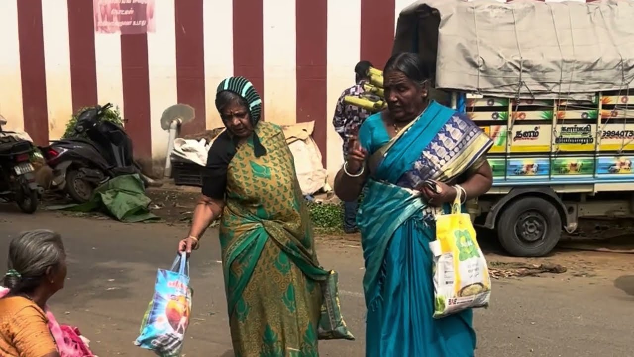 Grandma 👵 low price vegetable sale customer happy #trending #vegetablemarket 